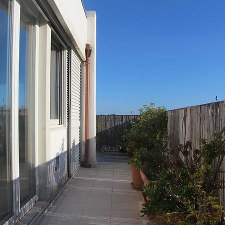 Mini Attico Panoramico Con Terrazza Apartment กาญารี ภายนอก รูปภาพ