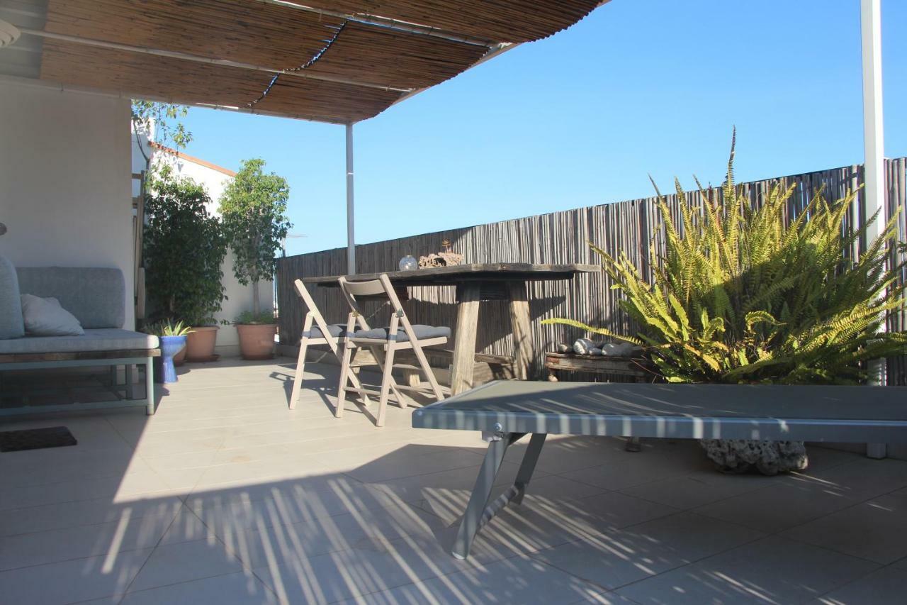 Mini Attico Panoramico Con Terrazza Apartment กาญารี ภายนอก รูปภาพ